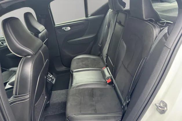 VOLVO XC40 B4 Benzin Mild Hybrid AWD R-Design Geartronic