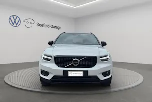 VOLVO XC40 B4 Benzin Mild Hybrid AWD R-Design Geartronic