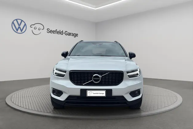 VOLVO XC40 B4 Benzin Mild Hybrid AWD R-Design Geartronic
