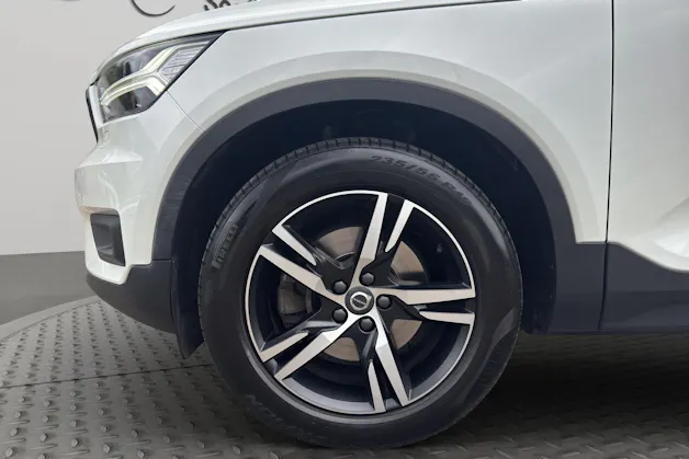 VOLVO XC40 B4 Benzin Mild Hybrid AWD R-Design Geartronic