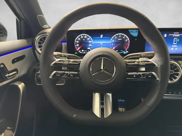 MERCEDES-BENZ A 250 4M AMG W177
