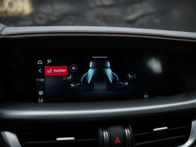 ALFA ROMEO Stelvio 2.0 Intensa Q4 AT8 *SOFORT Verfügbar*Werksgarantie*Panorama*Harman/Kardon*