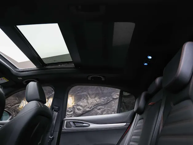 ALFA ROMEO Stelvio 2.0 Intensa Q4 AT8 *SOFORT Verfügbar*Werksgarantie*Panorama*Harman/Kardon*