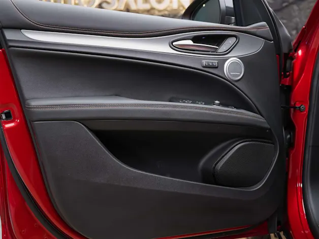 ALFA ROMEO Stelvio 2.0 Intensa Q4 AT8 *SOFORT Verfügbar*Werksgarantie*Panorama*Harman/Kardon*