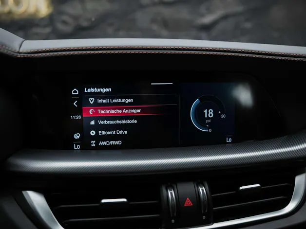 ALFA ROMEO Stelvio 2.0 Intensa Q4 AT8 *SOFORT Verfügbar*Werksgarantie*Panorama*Harman/Kardon*