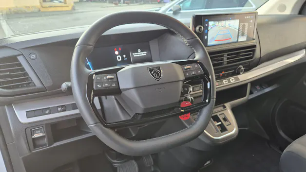 PEUGEOT Expert HDi145 *Vollausstattung* mit Bott Ausbau