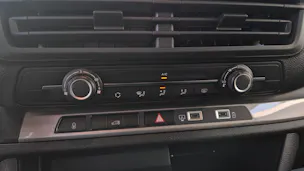 PEUGEOT Expert HDi145 *Vollausstattung* mit Bott Ausbau