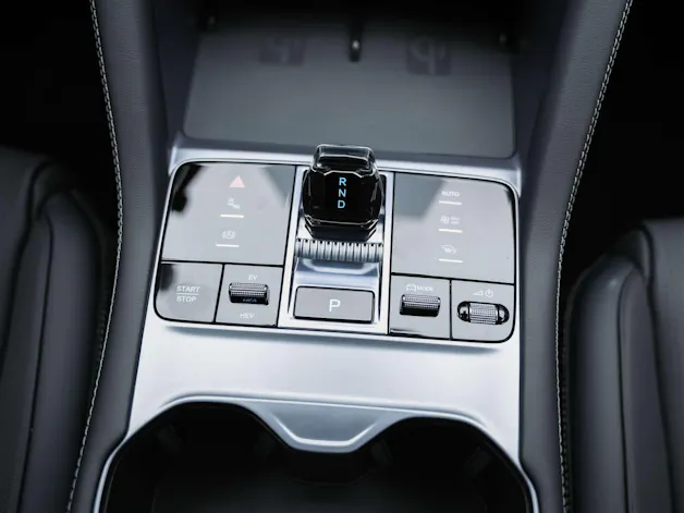 BYD Seal U DM-i Design AWD *SOFORT Verfügbar*Werksgarantie*Lenkradheizung*Sitzbelüftung*360° Kamera*