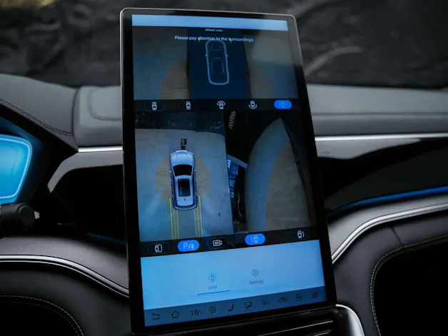 BYD Seal U DM-i Design AWD *SOFORT Verfügbar*Werksgarantie*Lenkradheizung*Sitzbelüftung*360° Kamera*