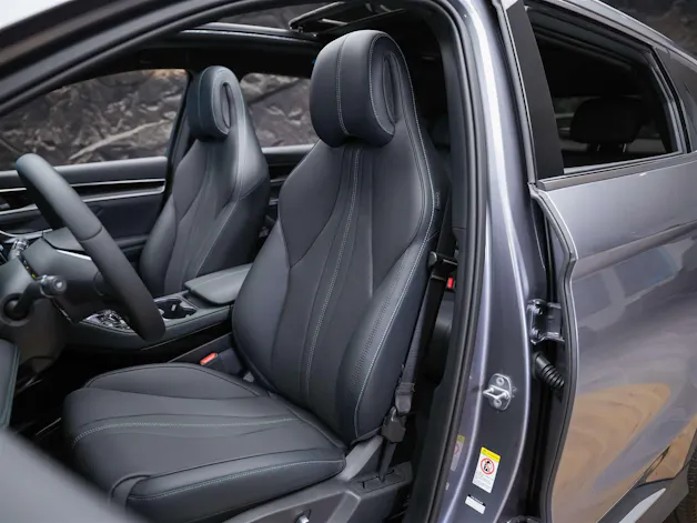 BYD Seal U DM-i Design AWD *SOFORT Verfügbar*Werksgarantie*Lenkradheizung*Sitzbelüftung*360° Kamera*