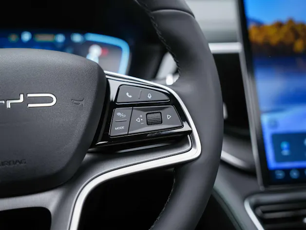 BYD Seal U DM-i Design AWD *SOFORT Verfügbar*Werksgarantie*Lenkradheizung*Sitzbelüftung*360° Kamera*
