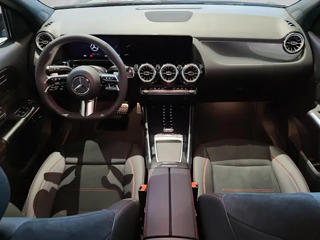 MERCEDES-BENZ GLA 250 e AMG EQ Star