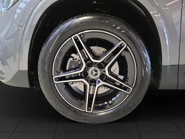 MERCEDES-BENZ GLA 250 e AMG EQ Star