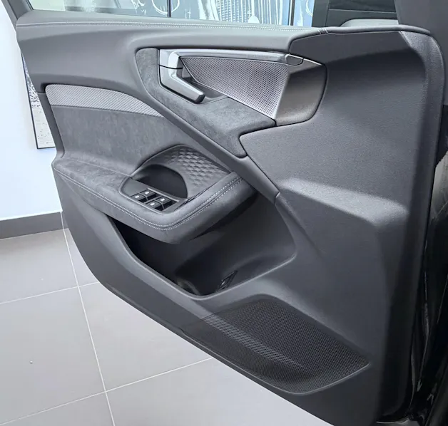 AUDI RS 5 Avant TFSI 470 kW Tiptronic quattro