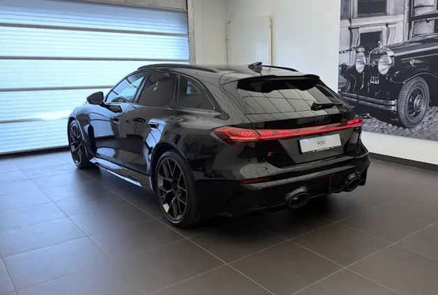 AUDI RS 5 Avant TFSI 470 kW Tiptronic quattro
