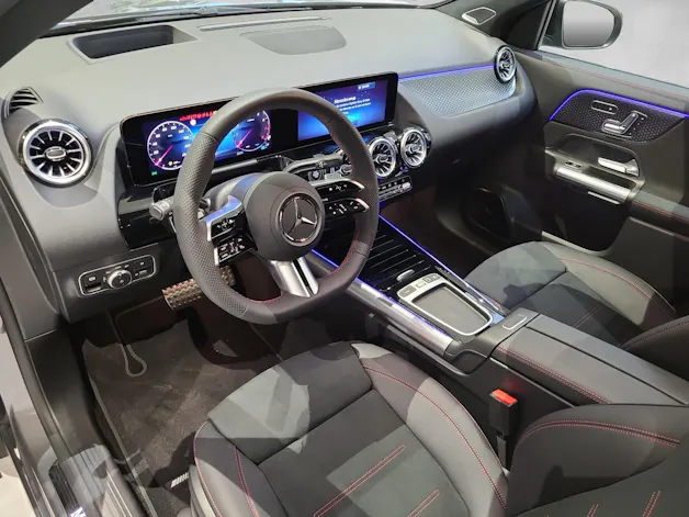 MERCEDES-BENZ GLA 250 4matic AMG Line