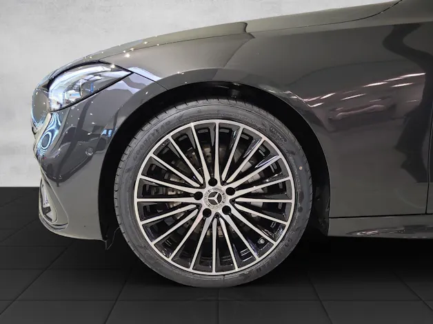 MERCEDES-BENZ C 200 AMG Line 4matic T