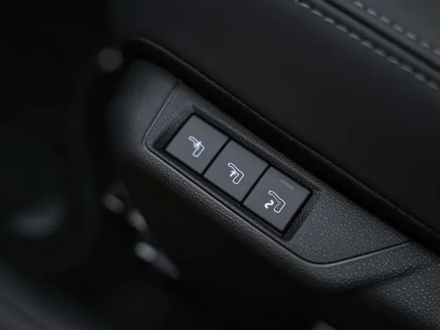 FIAT 600h MildHybrid La Prima *SOFORT Verfügbar*Werksgarantie*Massage*