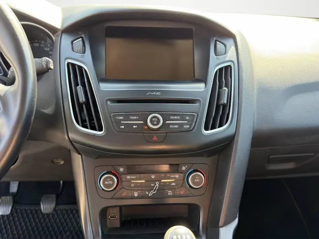 FORD Focus Station Wagon 1.0i EcoB 125 Busine