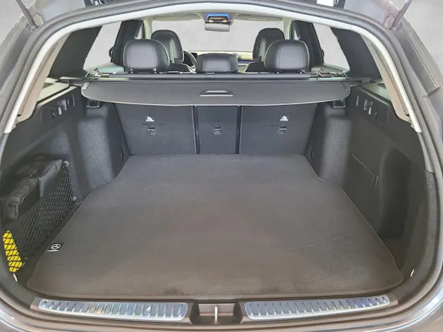 MERCEDES-BENZ C 220 d Swiss Star AMG Line 4matic T