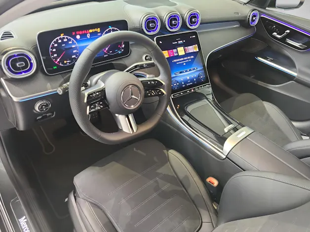 MERCEDES-BENZ C 220 d Swiss Star AMG Line 4matic T