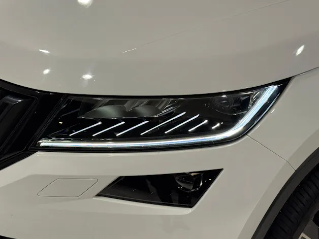 SKODA Kodiaq 2.0 TSI 4x4 Sport Line | CH | 7Plätzer |