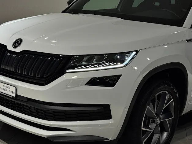 SKODA Kodiaq 2.0 TSI 4x4 Sport Line | CH | 7Plätzer |