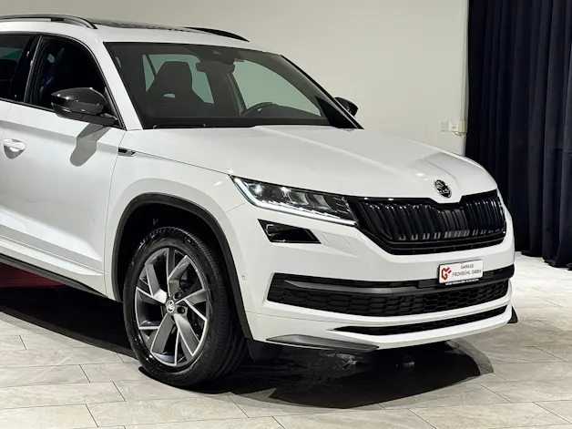 SKODA Kodiaq 2.0 TSI 4x4 Sport Line | CH | 7Plätzer |