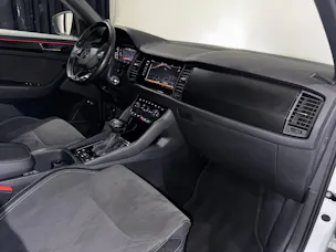 SKODA Kodiaq 2.0 TSI 4x4 Sport Line | CH | 7Plätzer |