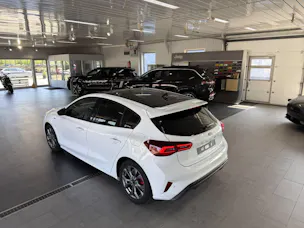 FORD Focus 1.0i EcoB Hybrid 155 ST-Line X