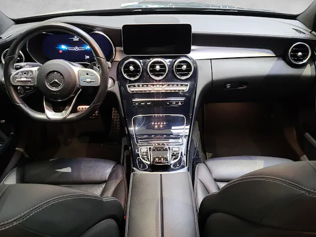MERCEDES-BENZ C 220 d AMG Line 4matic