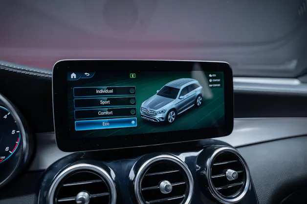 MERCEDES-BENZ GLC 220 d AMG Line 4m / CH-Fahrzeug / Rückfahrkamera / el.Sitze