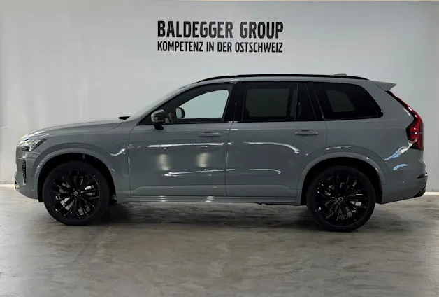 VOLVO XC90 2.0 B5 MH Black Edition A