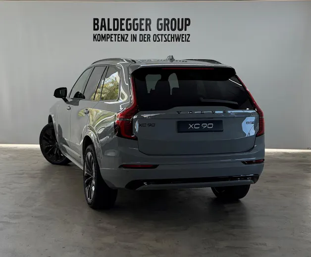 VOLVO XC90 2.0 B5 MH Black Edition A