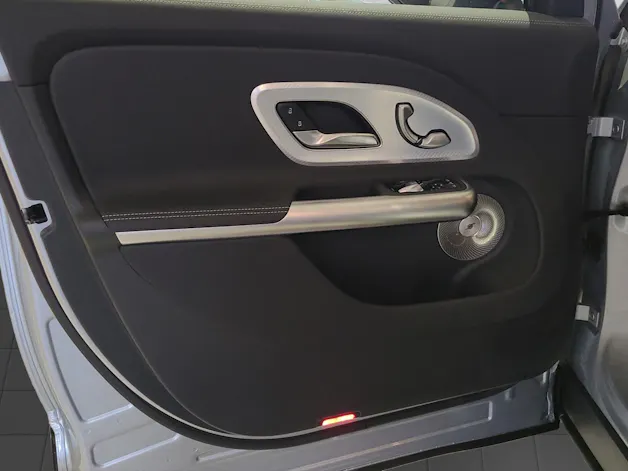 MERCEDES-BENZ GLB 220 4M X248 X248