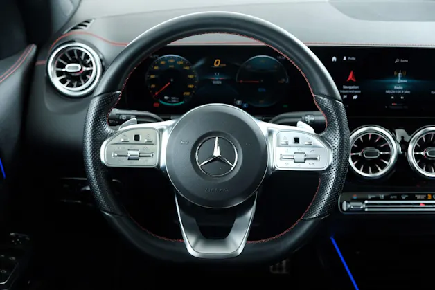MERCEDES-BENZ EQA 250 AMG Line H243
