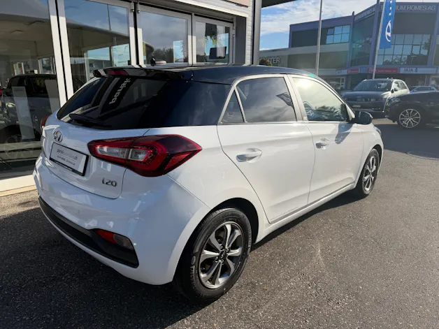 HYUNDAI i20 1.0 T-GDi Amplia