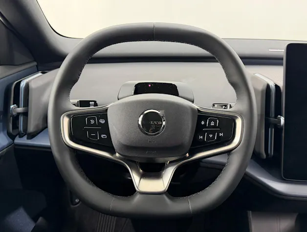 VOLVO EX 30 P8 Ultra XCENTRIC Black E