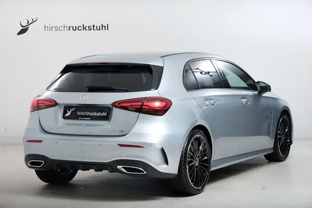 MERCEDES-BENZ A 250 AMG Line 4m W177