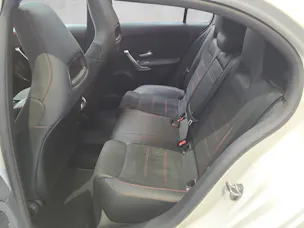 MERCEDES-BENZ A 250 AMG Line 4m