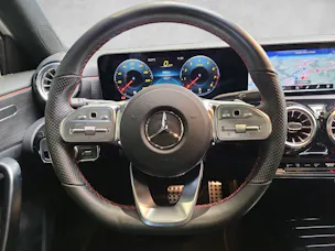 MERCEDES-BENZ A 250 AMG Line 4m