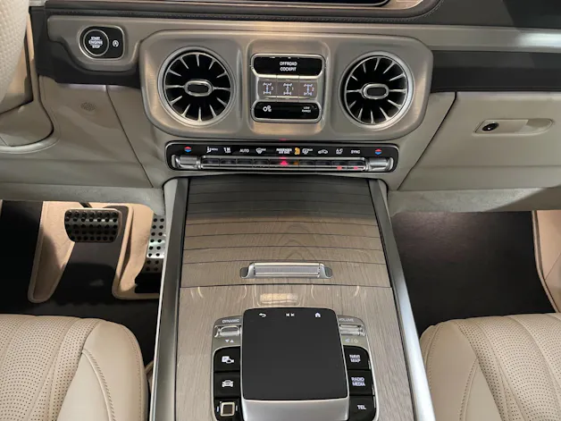 MERCEDES-BENZ G 63 AMG 9G-Tronic
