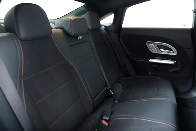 MERCEDES-BENZ CLA 350 AMG Line 4Matic C174