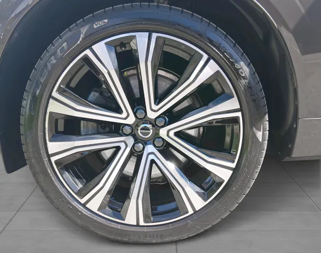 VOLVO XC60 2.0 B5 MH Inscription AWD