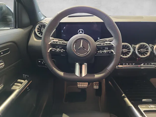 MERCEDES-BENZ GLA 250 Swiss Star AMG 4M H247