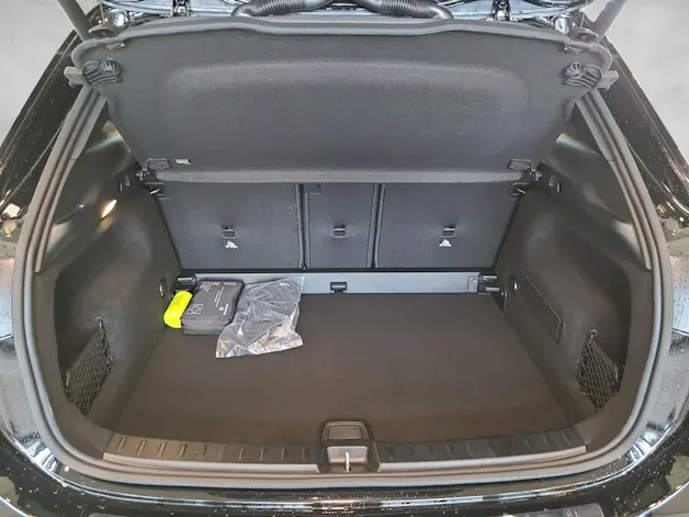 MERCEDES-BENZ GLA 250 Swiss Star AMG 4M H247