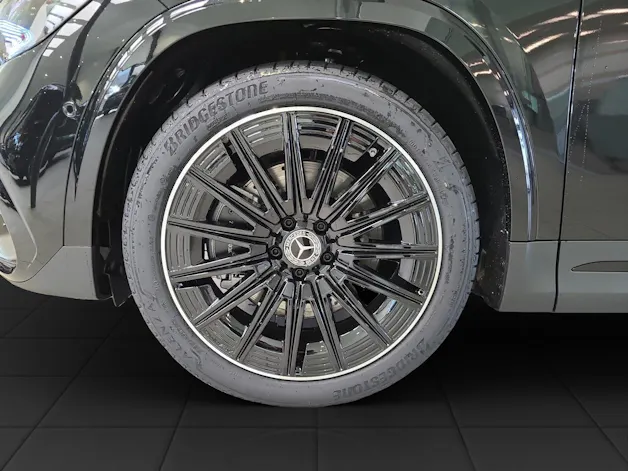 MERCEDES-BENZ GLA 250 Swiss Star AMG 4M H247