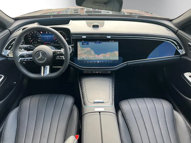 MERCEDES-BENZ E 220 d T 9G-Tronic 4M