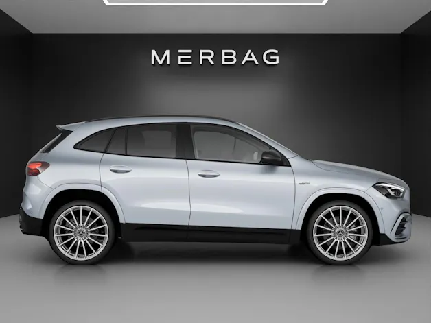 MERCEDES-BENZ GLA AMG 35 4Matic 8G-DCT