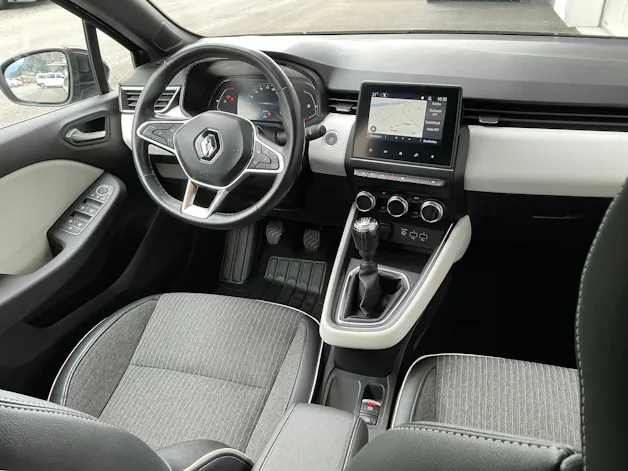 RENAULT Clio 1.3 TCe techno